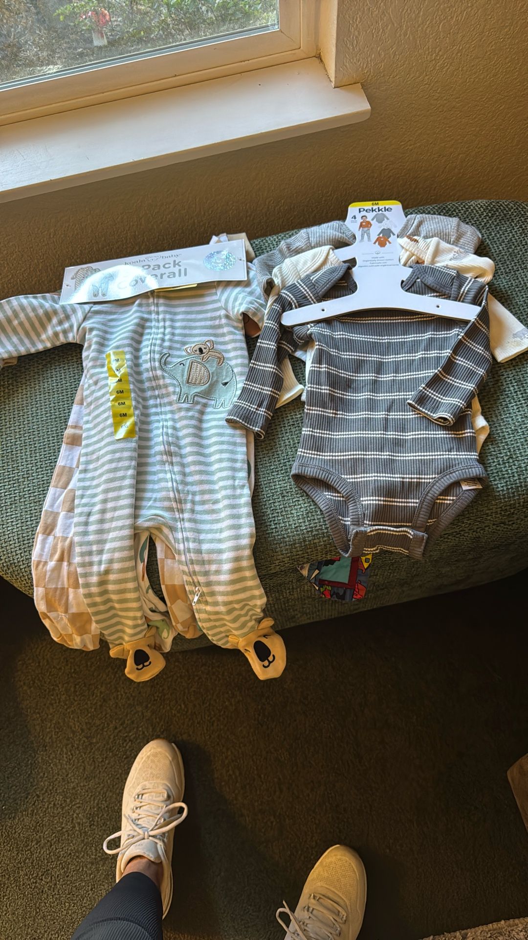 Size 6 Month Baby Clothing
