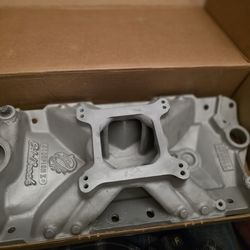 New old stock Edelbrock 7101 scorpion 1 performer intake manifold