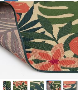 7’x10’ tropical rug