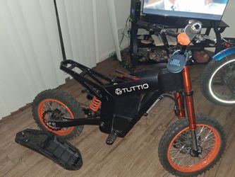 Tuttio Electric Motorcycle..Like New