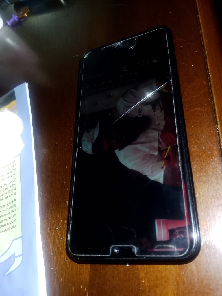 Nice UNLOCKED phone 128 Gig