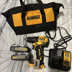 Like New Dewalt Drill Set