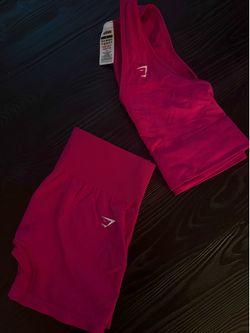 Gymshark Pink Seamless Stretch 2pc Set S Sports Bra & 4in Shorts