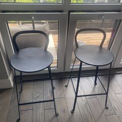 Kitchen Island / Bar Stools West Elm Vintage 
