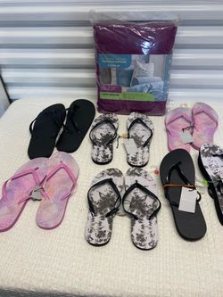 Lot of flip (6) flip flops and 1 kind disposable sheet set($15 for all)