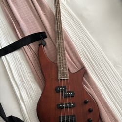 Jackson Bass 
