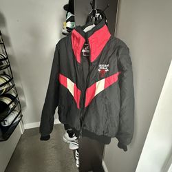 Vintage Bulls Windbreaker Size Xxl
