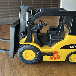 CAT forklift toy