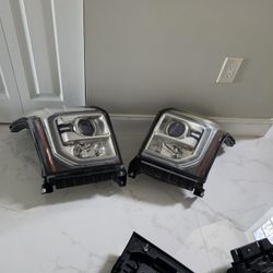 GMC Yucon 2015-20 Headlight+Bonus Taillight set