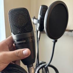 Microphone 
