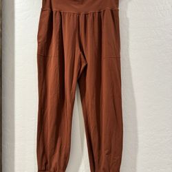 Athleta Salutation Jogger