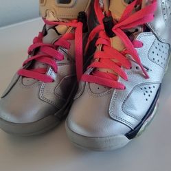 Jordan 6 Retro Valentines Day Us 4.5y Size