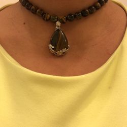 Tiger eye necklace 15’