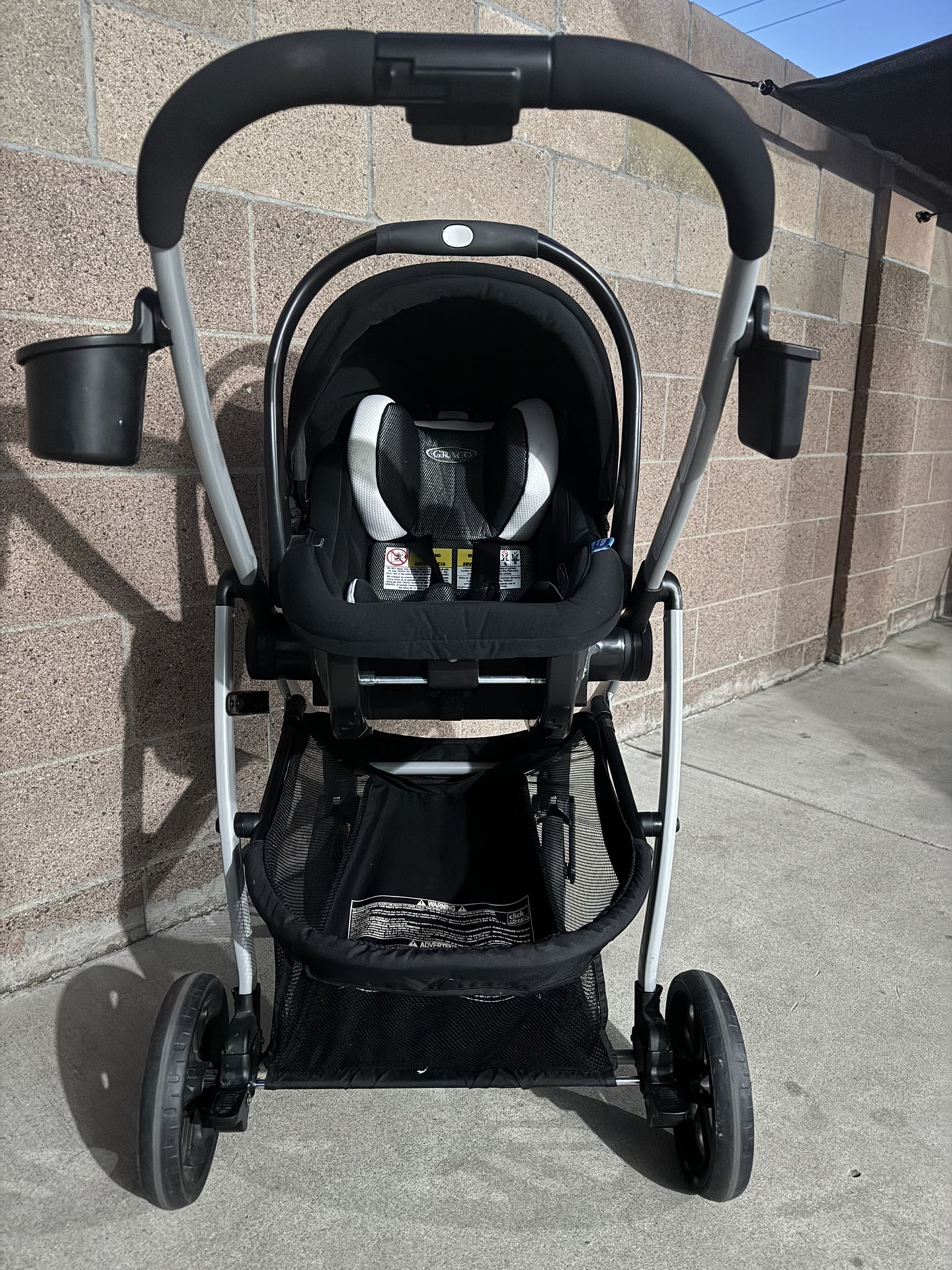 Graco Infant Car seat And Base