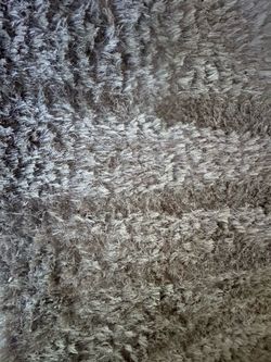 Large Gray Alure Rug/Carpet 10*13 (city furniture)