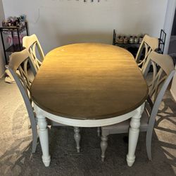 Dining Set w 4 chairs 