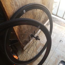 Chub Hub To H Plus Son 