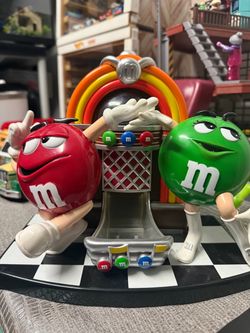 M&M's Juke Box Dancing M & M's Candy Dispenser