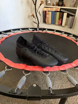 Nike Cleats Size 9