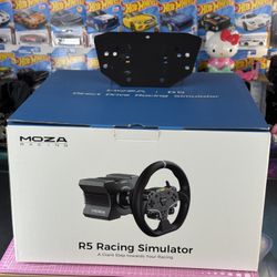 MOZA R5 Direct Drive Wheel + Base – Excellent – Boxed