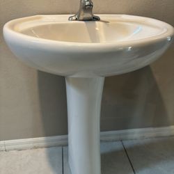 Pedestal Sink