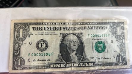 One dollar bill