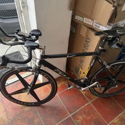 Felt Road Bike 