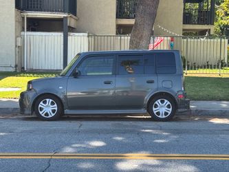 2005 Scion xB