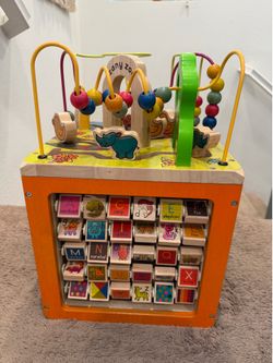 Zany zoo learning cube