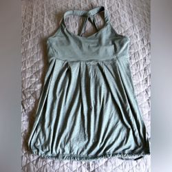 Lululemon tank top size 10