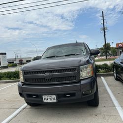 Chevy Silverado 2010 1500 LTZ