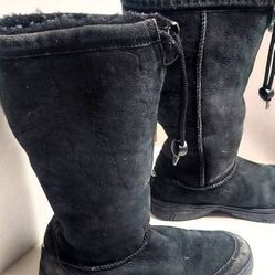 UGG Tall Suede Shearling Sheepskin Boots - Size 8