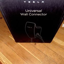 Tesla Universal Connector Charger 