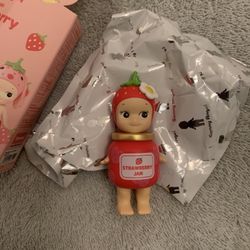 Sonny Angel Strawberry Love Secret  Strawberry Jam 