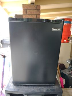Mini fridge
