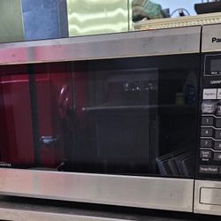 Panasonic NN-SA651S 1200W Inverter Microwave – Stainless Steel