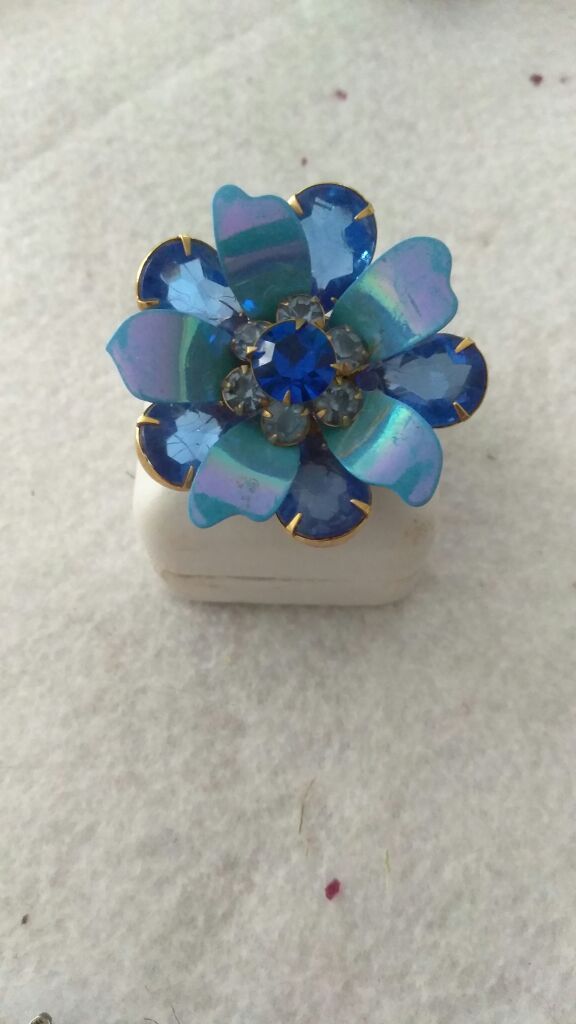 Pretty brooch blue tones