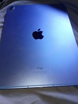 Ipad 10th gen 2022 $300