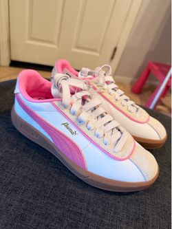 Puma Shoes, size 5.5