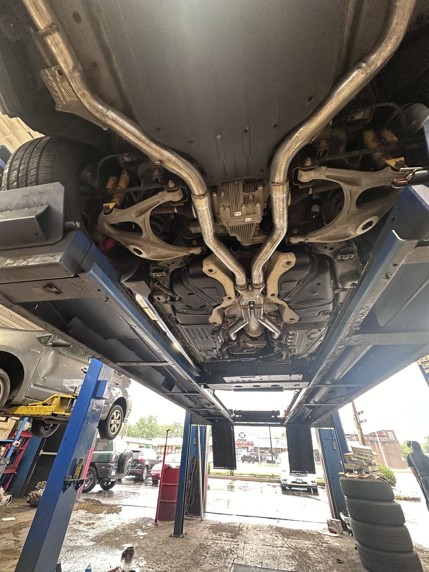 Jeep SRT 3in Full Exhaust With X-Pipe And Factory 5in Tips