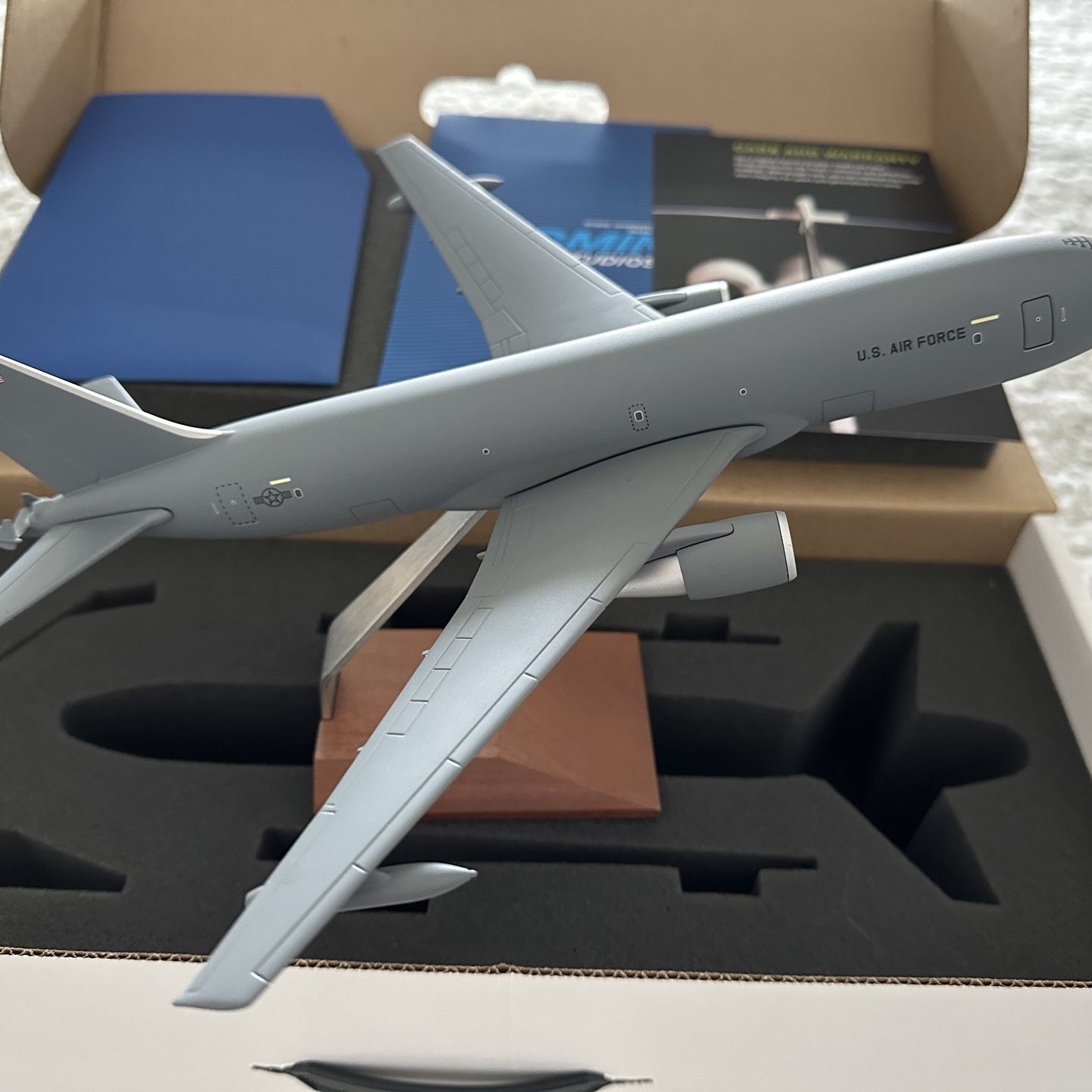 PACMIN 1/200 B787-8 ユナイテッド航空 PACMIN 1/200 B787-8