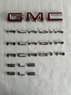 GMC Acadia Emblems