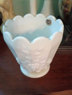 5" Westmoreland Milk Glass Wide Vase