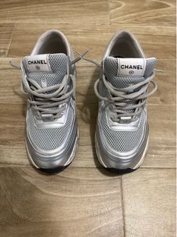 Chanel runners