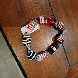 American flag glass bracelet