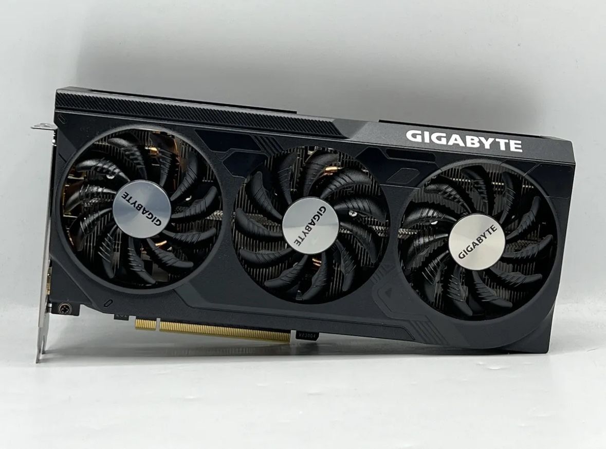 Gigabyte GeForce RTX 4070 WINDFORCE OC 12GB GV-N4070WF3OC-12GD Graphics Card