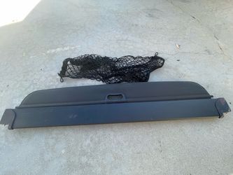 BMW X5 Retractable Trunk Cargo Cover / Privacy Shade – $80