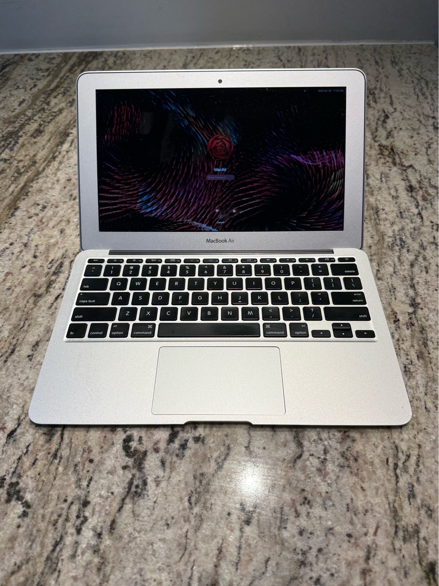 Apple MacBook Air 11" | Core i5 | 8GB RAM | 256GB SSD | Big Sur