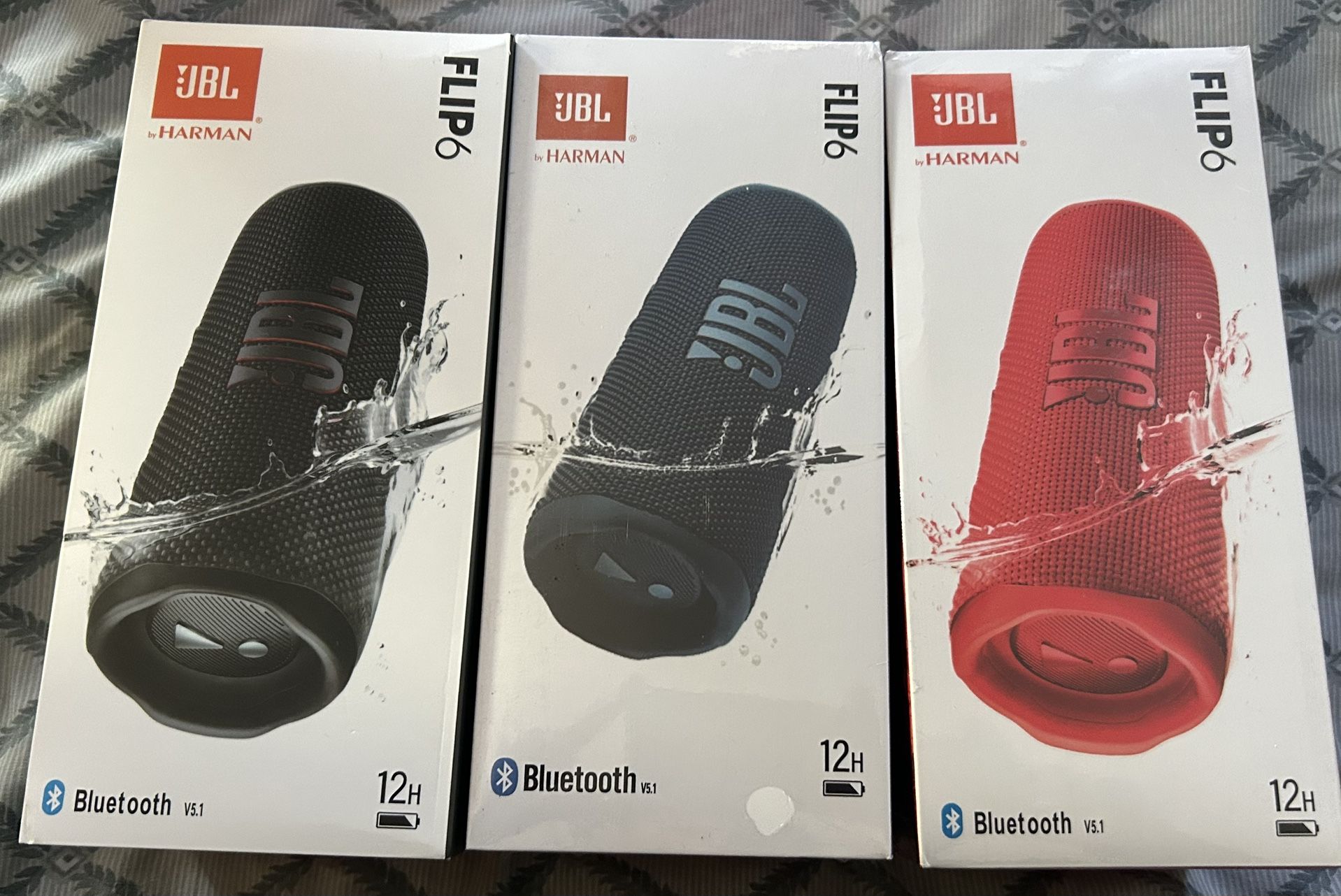 JBL FLIP 6 Speakers