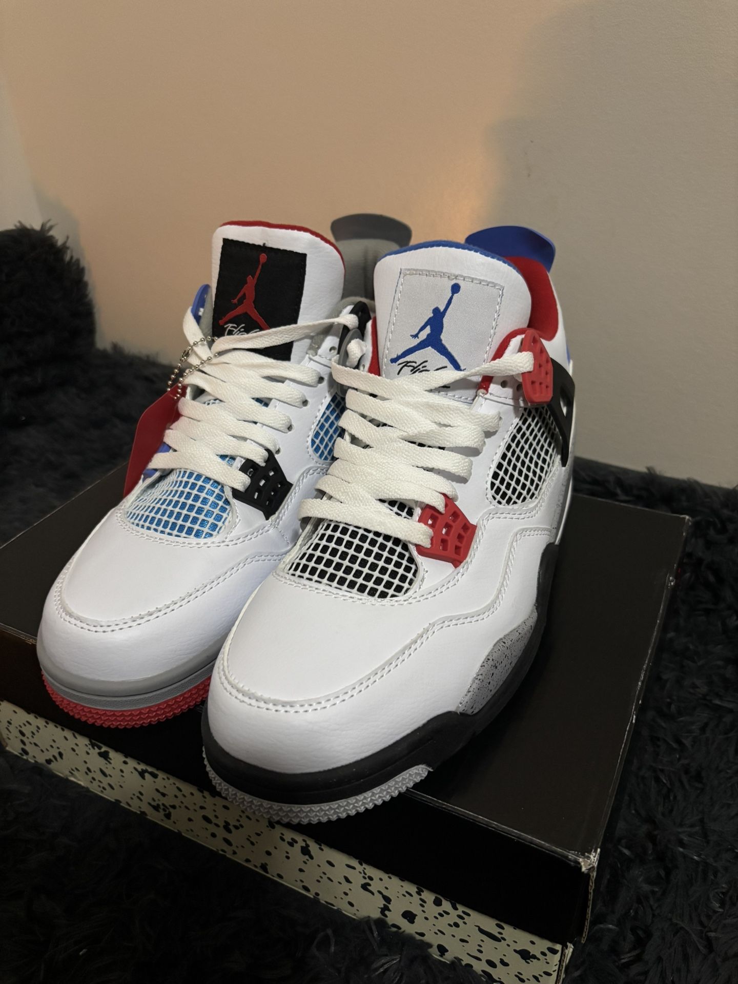 Jordan 4